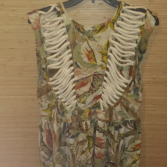 RAGA sleeveless, tropical, mini-dress, rope detail on back & shoulder, size L - Picture 4 of 8